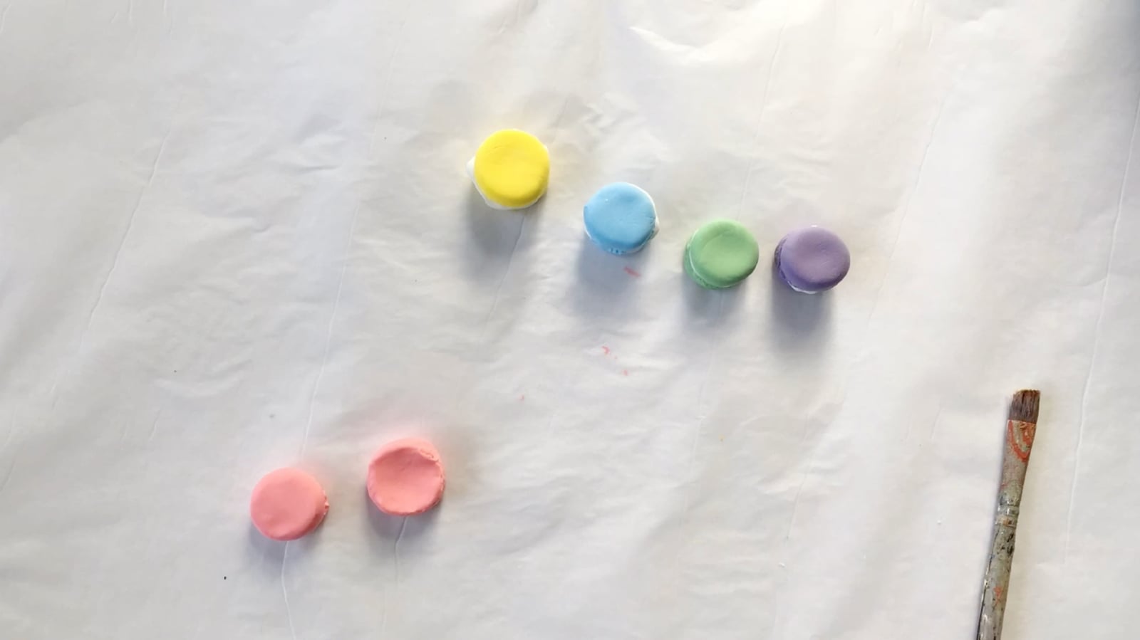 Step 3 of the DIY clay macarons tutorial: Use white clay for the cream filling.